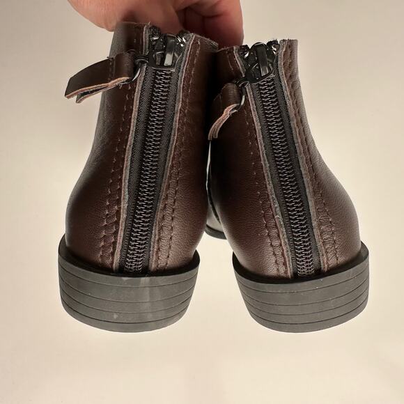 All Black Two Tone Brown Black Back Zip Sleek Low Heel Ankle Boots EU 36 US 5.5 - Picture 4 of 7